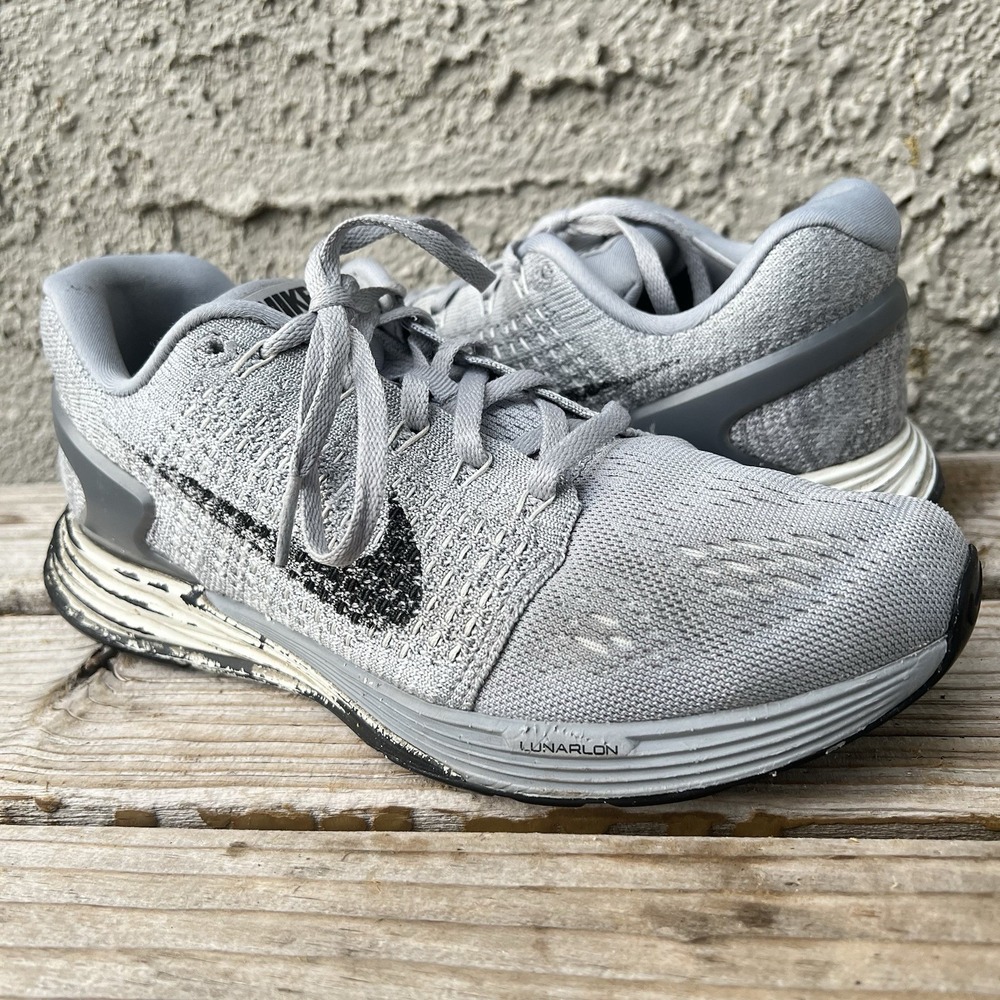 Nike Shoes Women Size 7 Lunarglide 7 Athletic Gray White‎ Black 747356-002